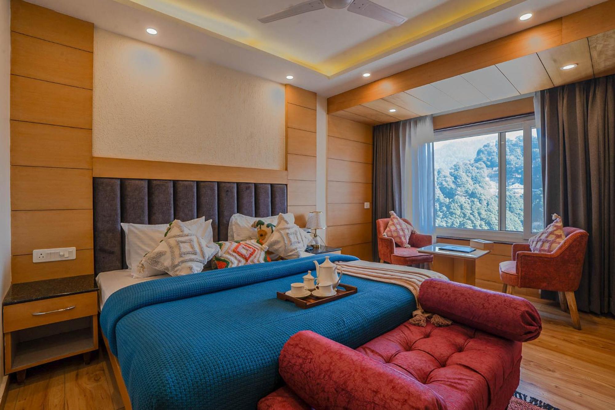 Super Hotel By Perfectstayz Mall Road Mussoorie Exterior foto
