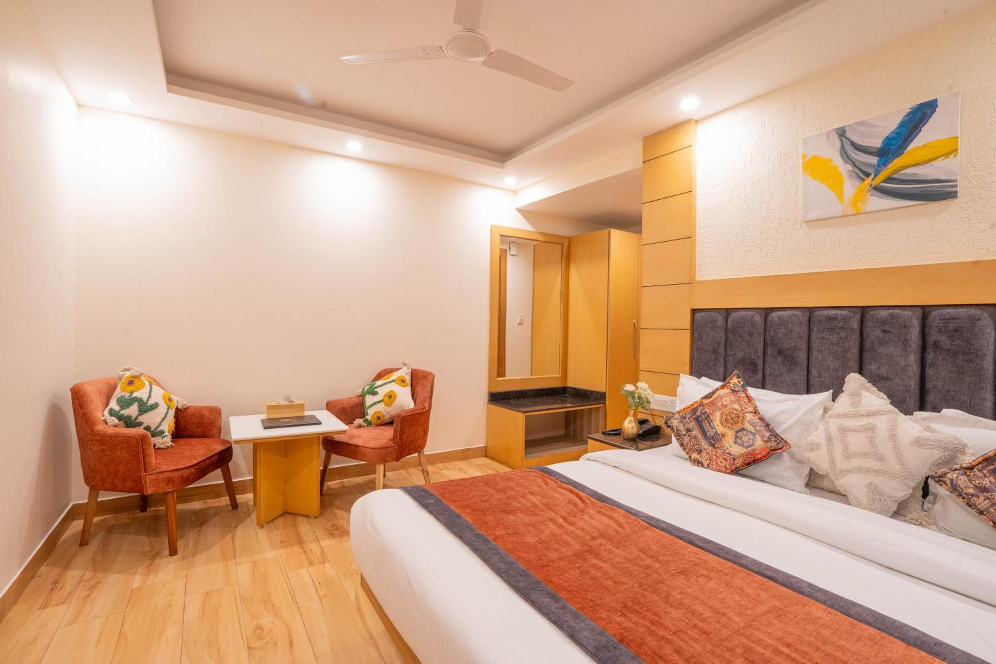 Super Hotel By Perfectstayz Mall Road Mussoorie Exterior foto